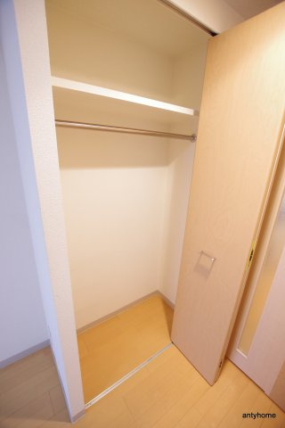 エステムコート新大阪6エキスプレイス　仲介手数料無料の収納