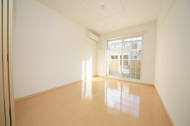 エスペランサ壱番館の洋室