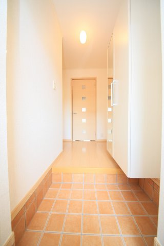 エスペランサ壱番館の玄関