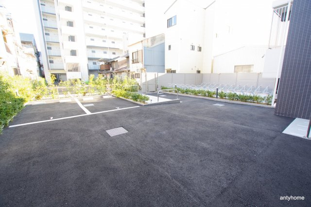 アドバンス大阪グロウス2　仲介手数料無料の駐車場