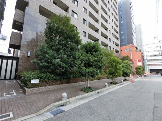 【エントランス】