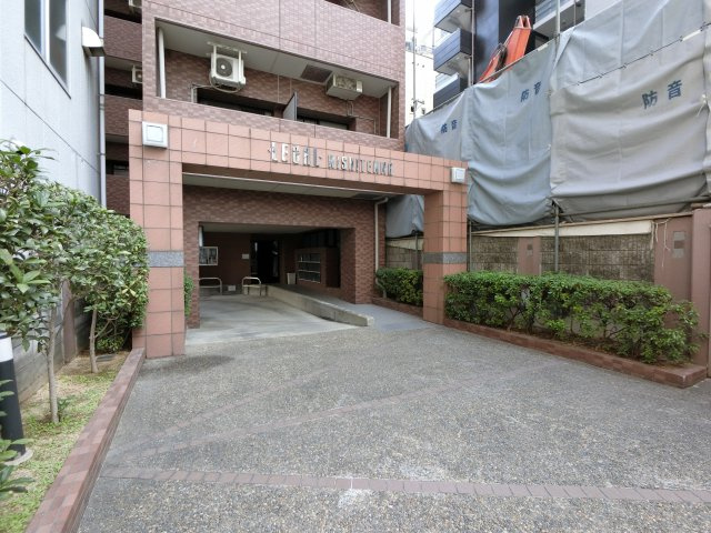 【エントランス】