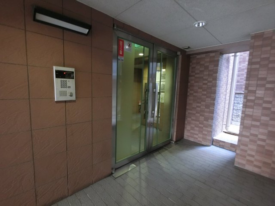 【エントランス】