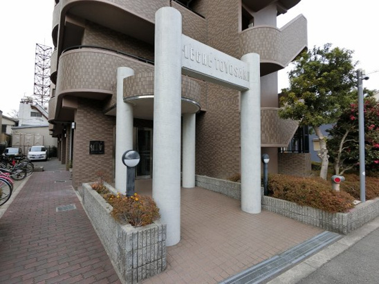 【エントランス】