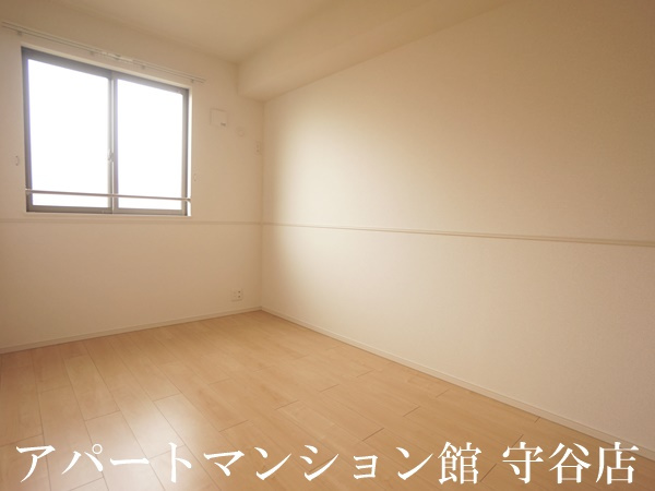 ベル・ファイワークスⅠの寝室