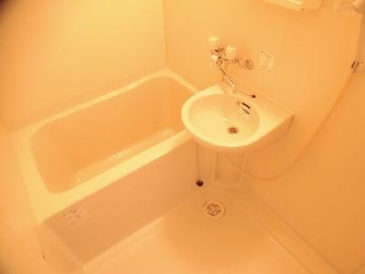 クレセントYANAGIの浴室
