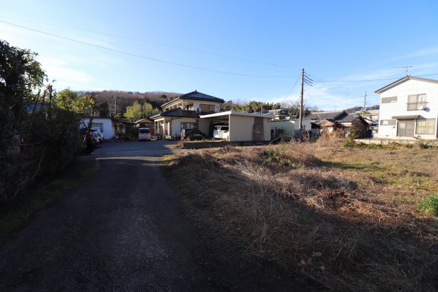 足利市多田木町の売地の前面道路含む現地写真