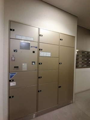 【その他共用部分】 | ヒルコートテラス横浜汐見台E棟 | 不在時にもお荷物が受け取れる宅配ボックス