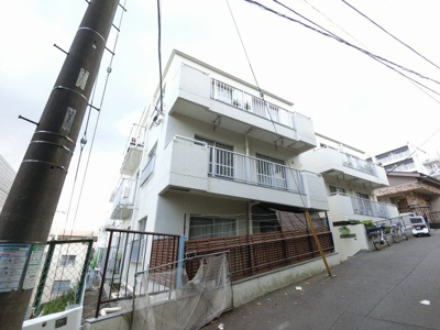 【外観】 | 三ツ池グリーンハイツ | 足音等階下の心配のない1階角部屋住戸。子育てにも適した環境です
LDKと一体感のある使いやすいシステムキッチン。