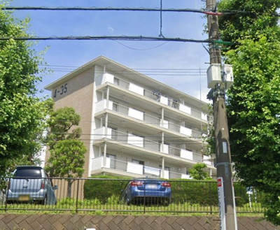 【外観】 | 洋光台南第１団地4-35号棟 | 南向き・3室がバルコニーに面した陽当たりが良く明るいお部屋です
全居室に収納があり、お部屋を広く使えます♪
