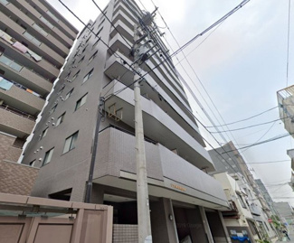 【外観】 | 9階南西角部屋・前面建物が無いため、日当り・通風良好です
大通りより1本奥なので車の音は気になりません。