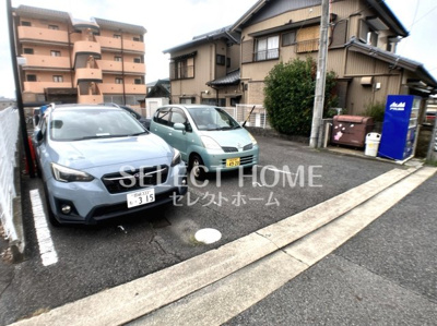 【駐車場】 | グランデュール16 | 駐車場完備です