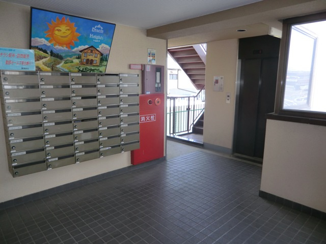 大阪市西淀川区御幣島２丁目の賃貸マンションのロビー