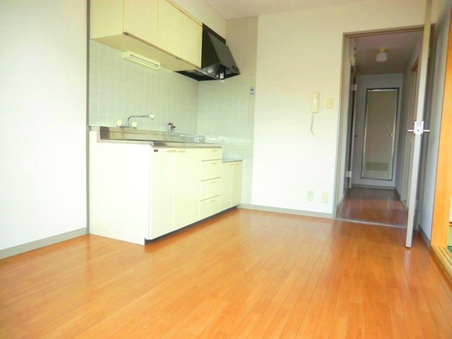 大阪市西淀川区御幣島２丁目の賃貸マンションの居間・リビング