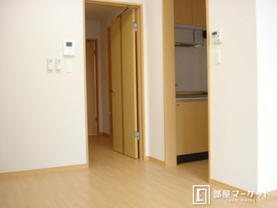 【居間・リビング】 | クレールヒルズ・エム | 同型タイプ