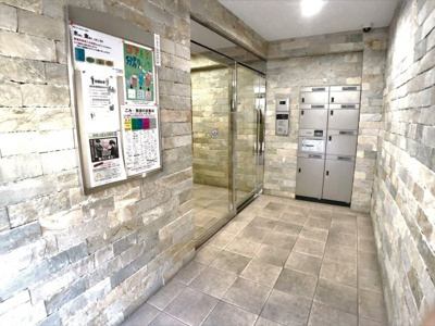 【エントランス】 | ファミールいけだ