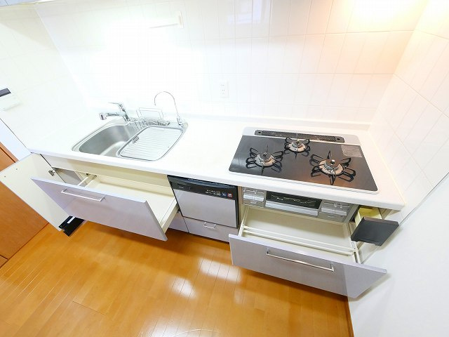 エス・バイ・エルクラスタあやめ池のキッチン