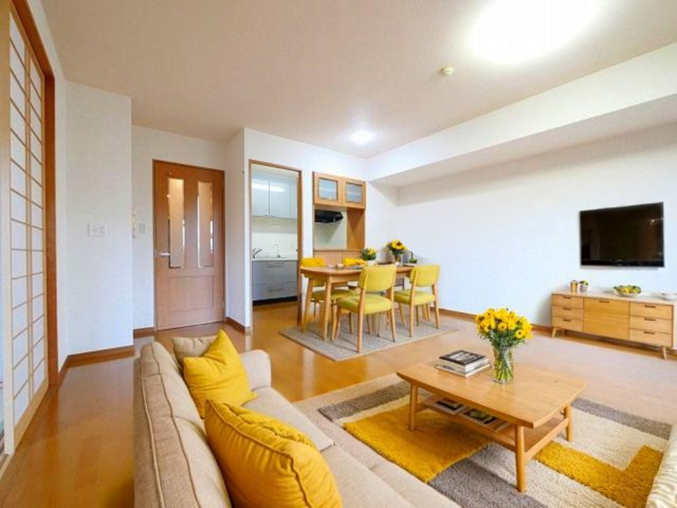 エス・バイ・エルクラスタあやめ池の居間・リビング|CGで家具等を配置したもので家具等は含まれません