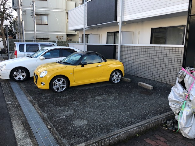 カルチェラタン石橋Ⅱの駐車場|駐車場があるので、車を買う予定の方も安心です