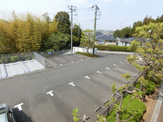 【駐車場】 | いつでも目の届く敷地内に駐車場があります♪お車をお持ちのファミリーさんにオススメです☆