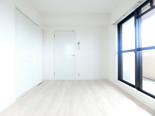 メゾンアザレアの洋室|同物件別部屋イメージ