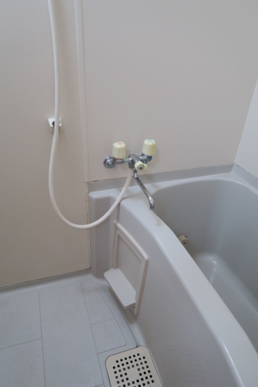 【居間・リビング】 | 第13新英マンション | ゆったりとした居間です