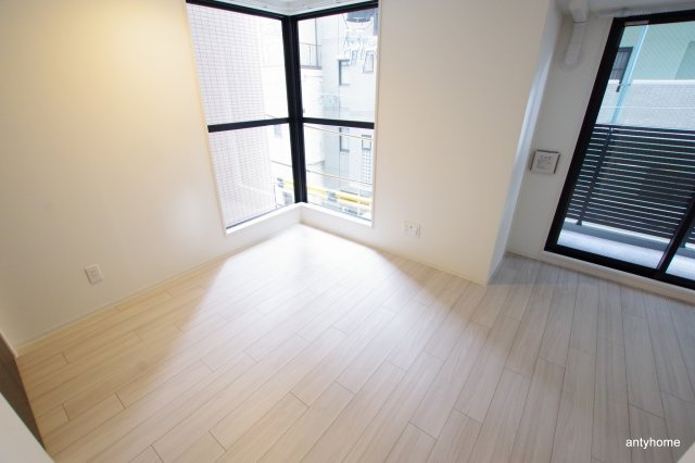S-RESIDENCE西長堀　仲介手数料無料の居間・リビング