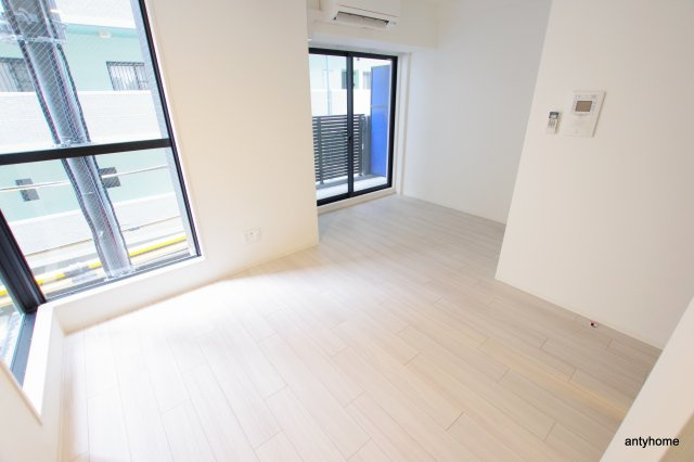 S-RESIDENCE西長堀　仲介手数料無料の居間・リビング