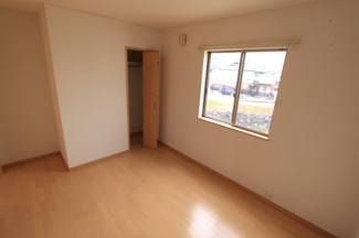 【寝室】 | ペアコート香芝B | 落ち着いて過ごせるお部屋なので、寝室にいかがでしょうか