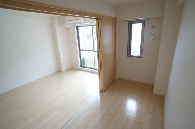 パークサイド宝塚の寝室