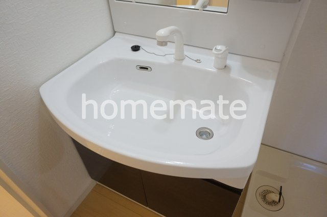 熊本市東区小山１丁目のアパートの洗面所