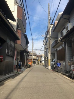 【前面道路含む現地写真】