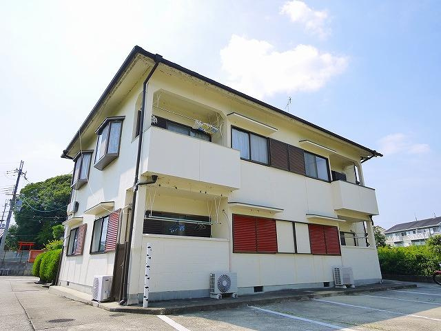 クリーミーコーポ西ノ京の外観|落ち着いた雰囲気の外観です
