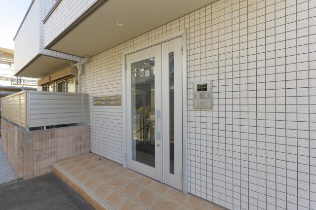 ウィステリア篠崎のエントランス