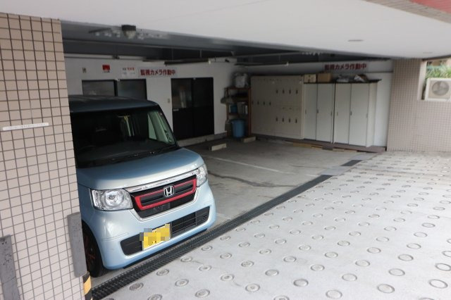 【駐車場】 | ミドルヴィレッジ