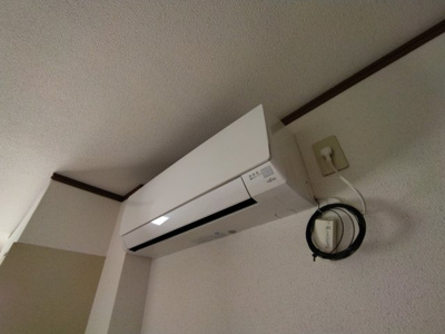 【設備】 | ロイヤルマンション | エアコン完備