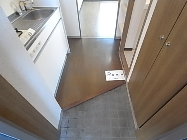 ポルト新神戸の玄関