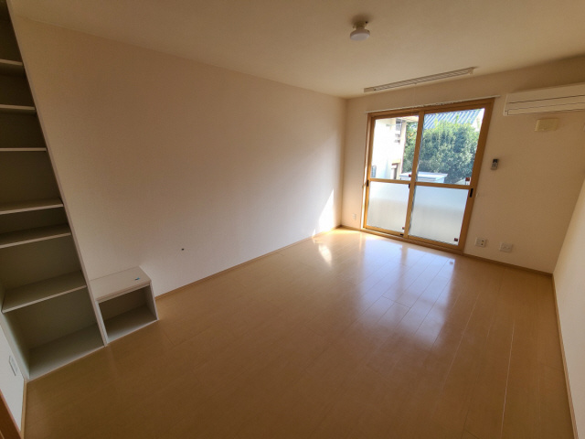 モナリエ青谷の洋室