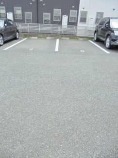 【駐車場】 | 実際の区画とは異なります