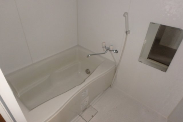 パークサイド雁宿1号館の浴室