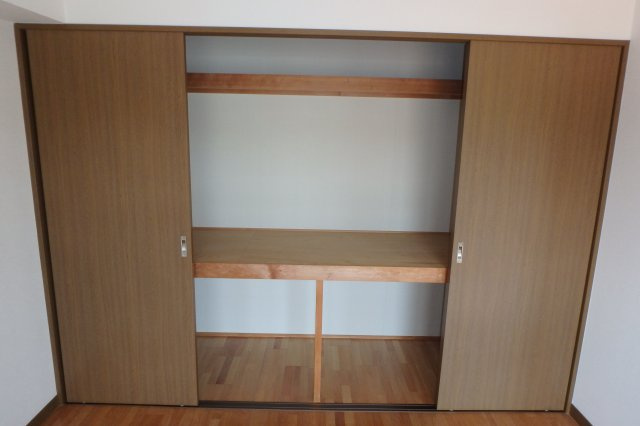 パークサイド雁宿1号館の収納