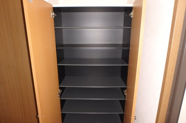 パークサイド雁宿1号館の収納