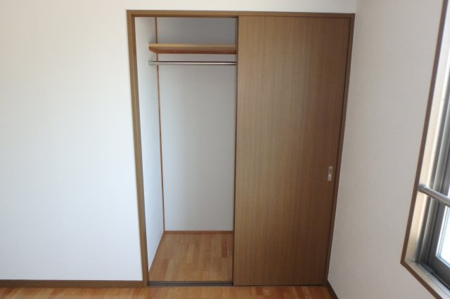 パークサイド雁宿1号館の収納