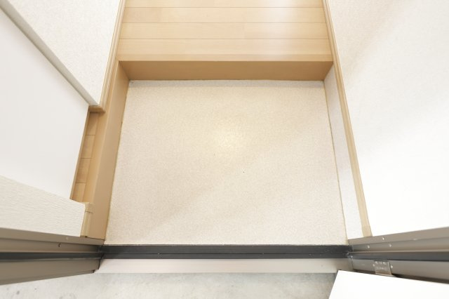 ヴィラート新柴又の玄関