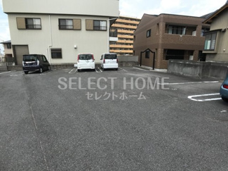【駐車場】 | 駐車場に車を止められます