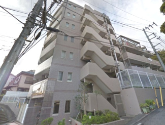【外観】 | 7階最上階・南向きにつき日当たり・眺望良好です
上階からの生活音が無く戸建感覚を味わえます。