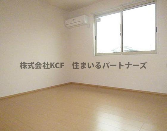 カーサマローンB棟の寝室