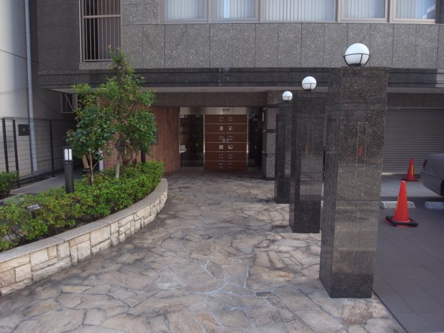 【エントランス】