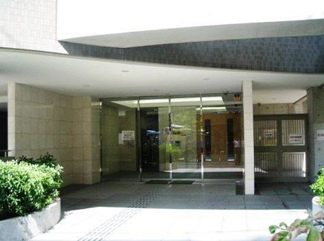 ライトコート四谷のエントランス|ライトコート四谷