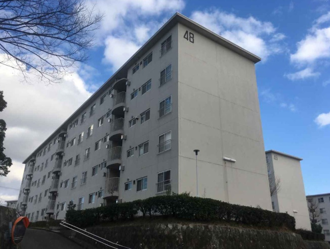 【外観】 | 神陵台東住宅　４８号棟　収益